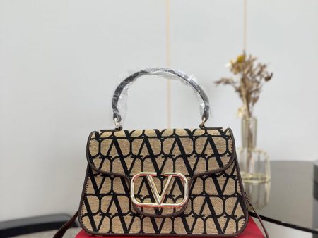 Envy-Hold - Valentino Bags - 174 Supply